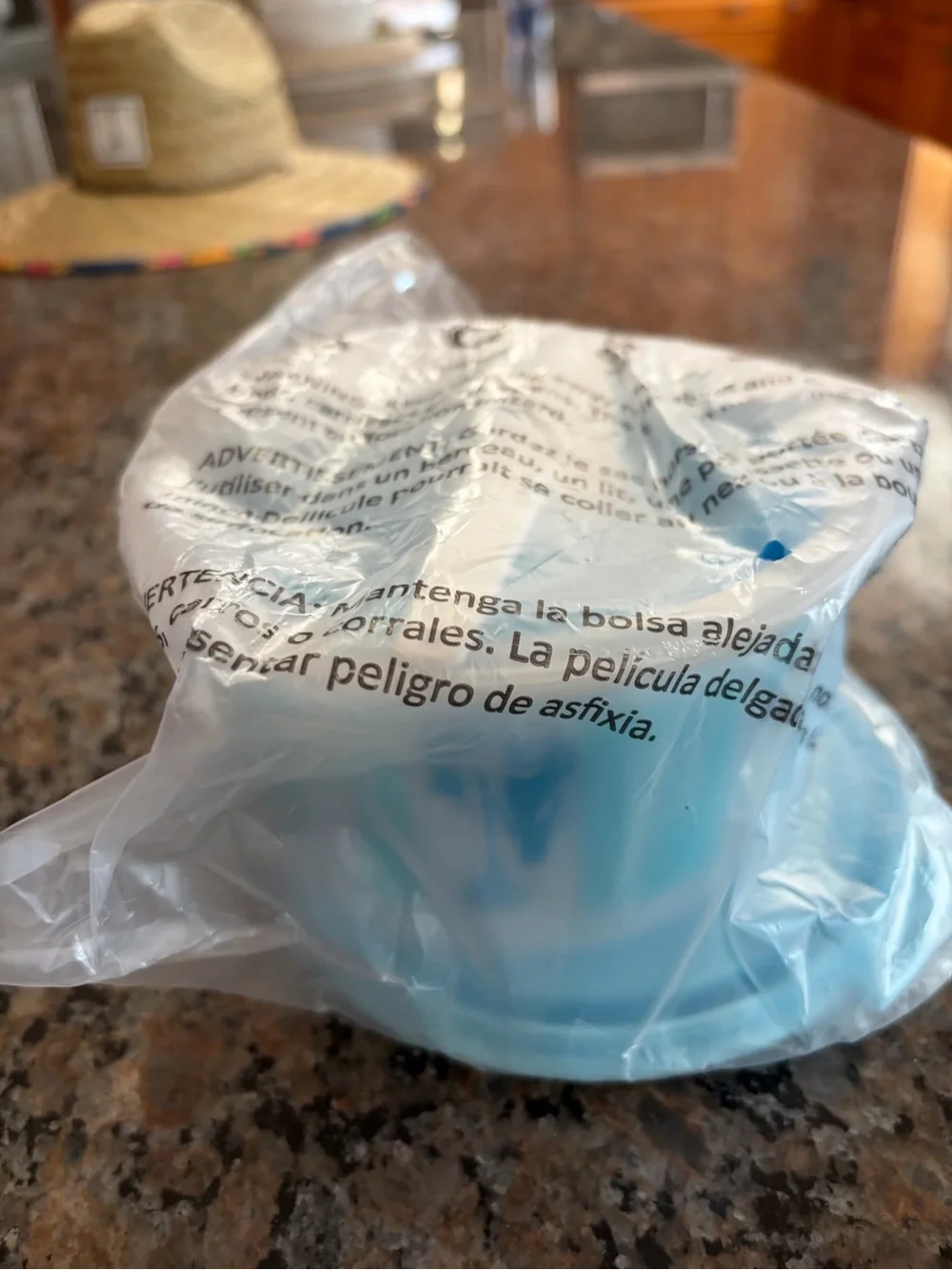 Tupperware Disney Frozen Kids Snack Cake Carrier Set